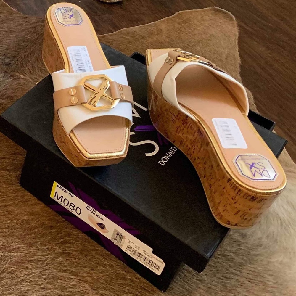 DMSX WEDGE SANDAL